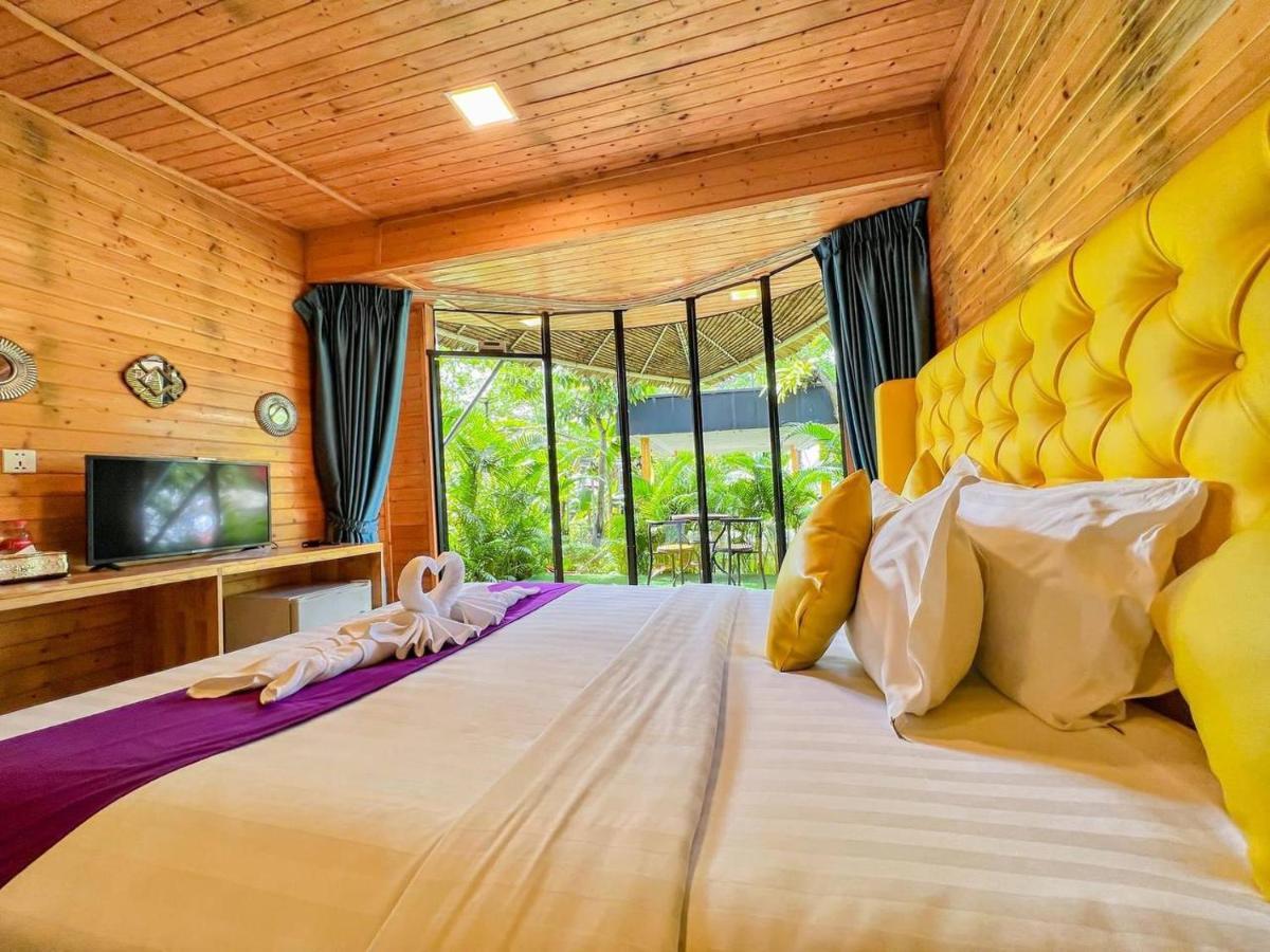 Moly Resort Kampot Esterno foto